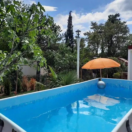 Casa de Férias Nikola Jadranovo
