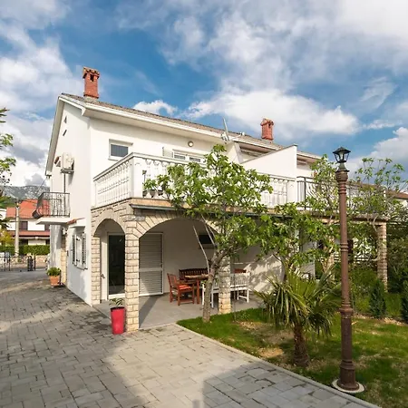 Holiday home Nikola Jadranovo